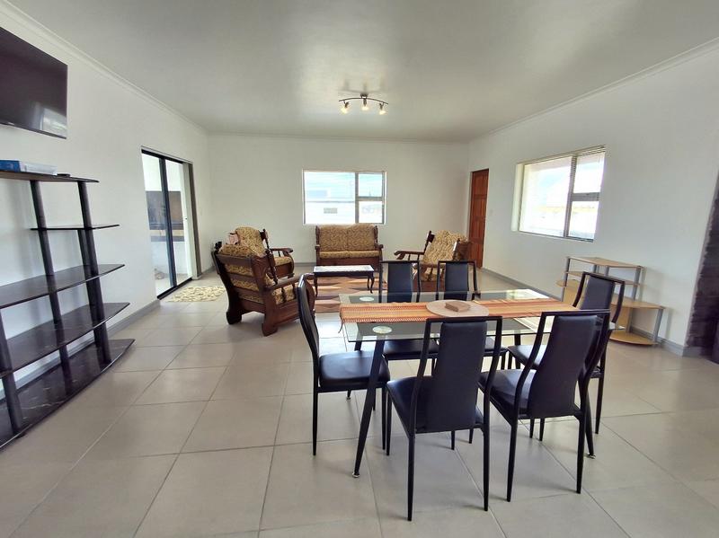 4 Bedroom Property for Sale in Harbour Lights Western Cape